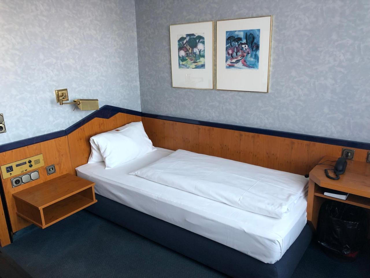 Hotel Restaurant New Neuenhof Wuppertal Luaran gambar